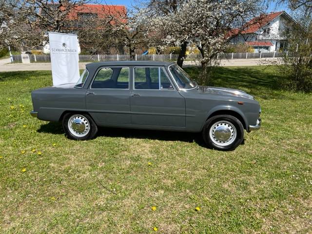 Alfa Romeo Giulia 1300 TI