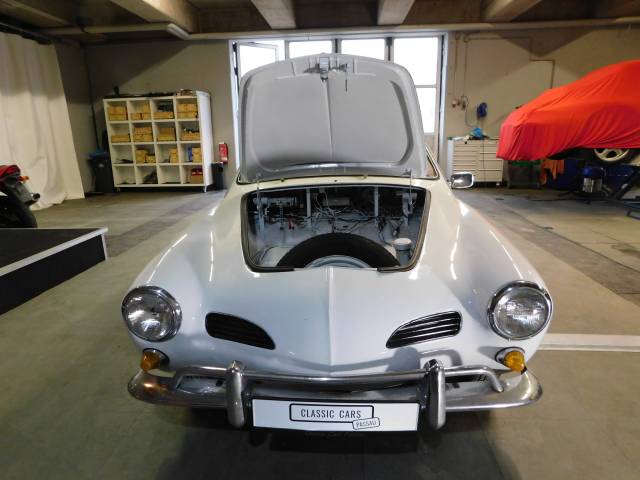 Volkswagen Karmann Ghia 1200