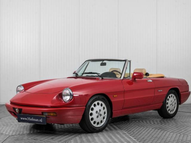 Immagine 1/50 di Alfa Romeo 2.0 Spider (1990)