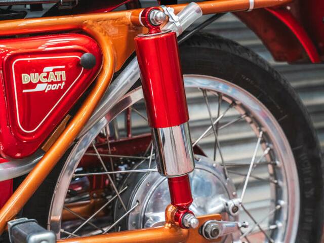 Ducati 175 Sport