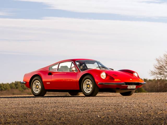 Image 1/38 of Ferrari Dino 246 GT (1971)