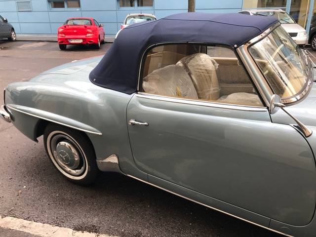 Mercedes-Benz 190 SL