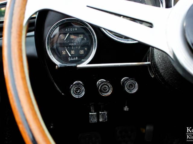 Alfa Romeo 2000 Spider