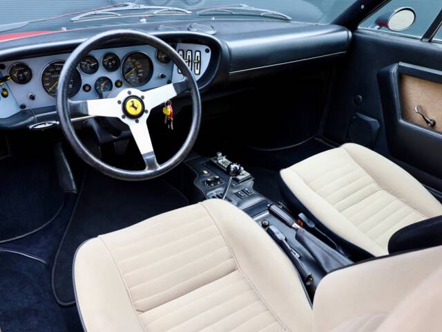 Ferrari Dino 308 GT4
