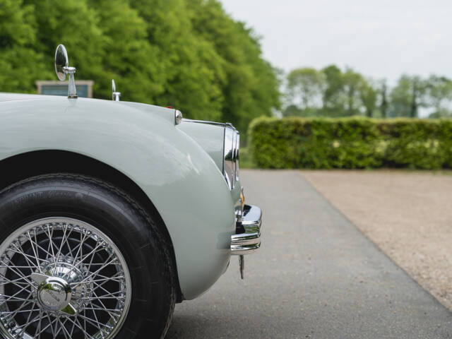Jaguar XK 120 DHC