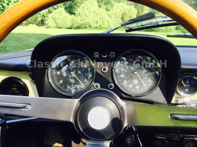 Alfa Romeo 1750 Spider Veloce