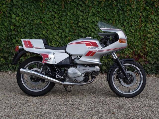 Bild 1/30 von Ducati DUMMY (1984)