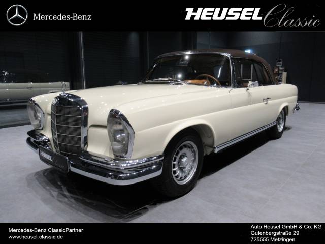 Immagine 1/17 di Mercedes-Benz 250 SE (1967)