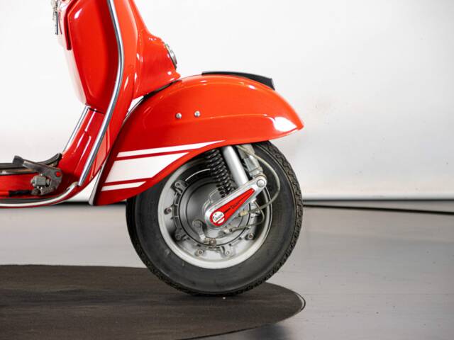 Piaggio Vespa 200 Rally