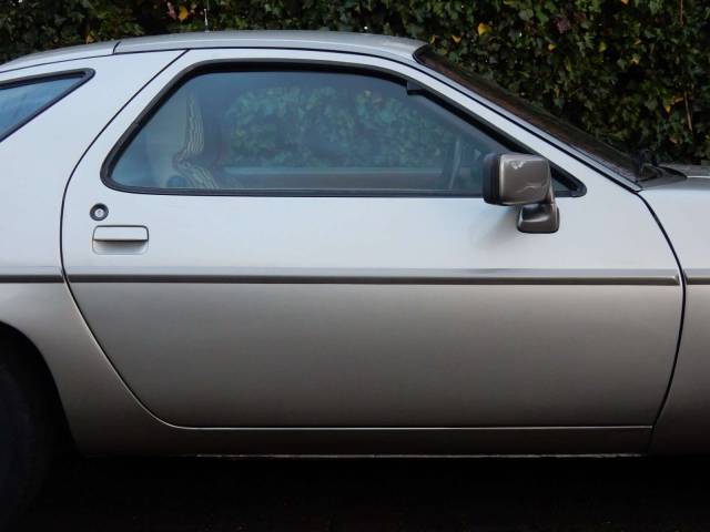 Porsche 928 S