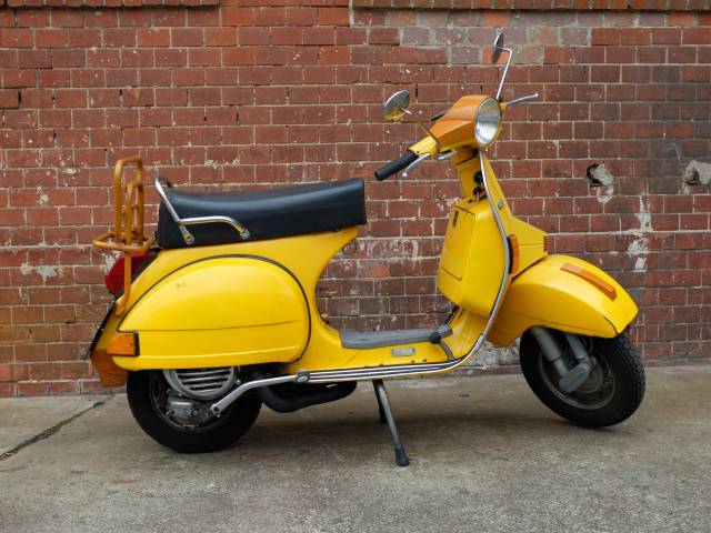 Piaggio Vespa P 200 E
