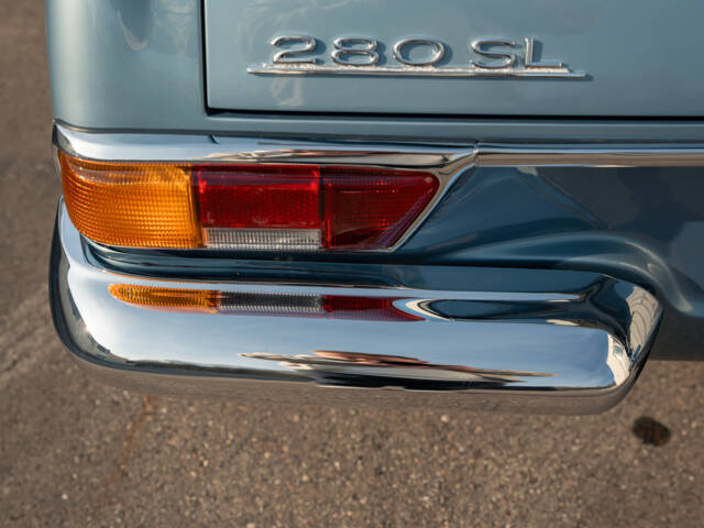 Mercedes-Benz 280 SL