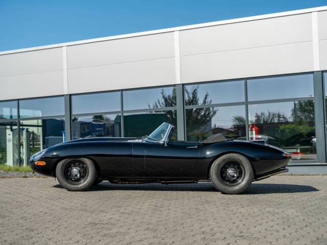 Jaguar E-Type 3.8