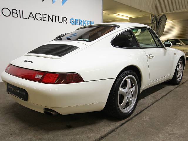 Porsche 911 Carrera
