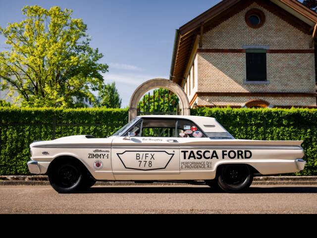 Ford Fairlane 500