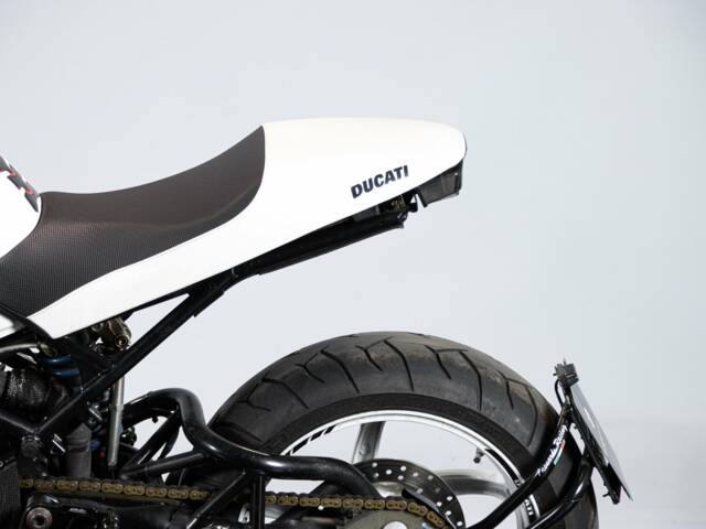 Ducati Monster 900