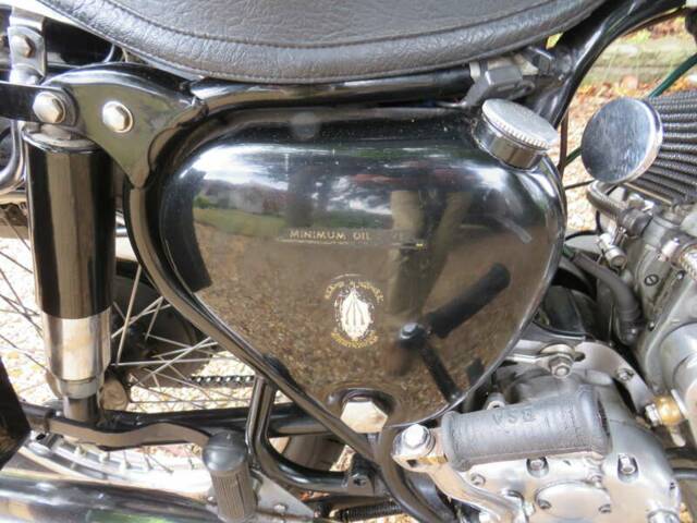 BSA DBD 34 Gold Star