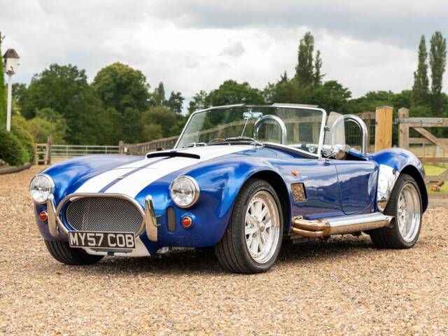 Image 1/50 of AK Cobra (2011)