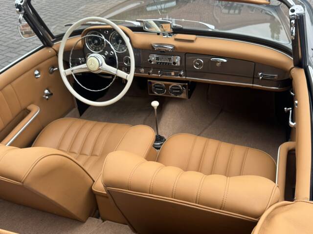 Mercedes-Benz 190 SL