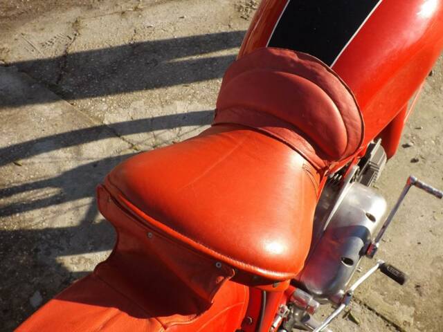 Rumi 125 Super Sport