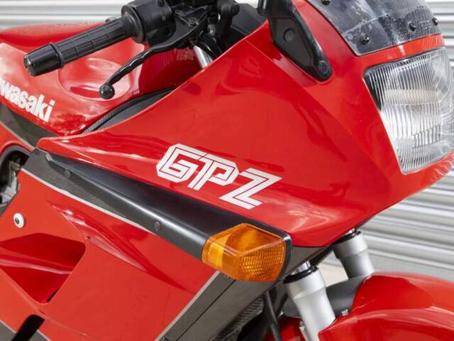 Kawasaki GPz 1000RX