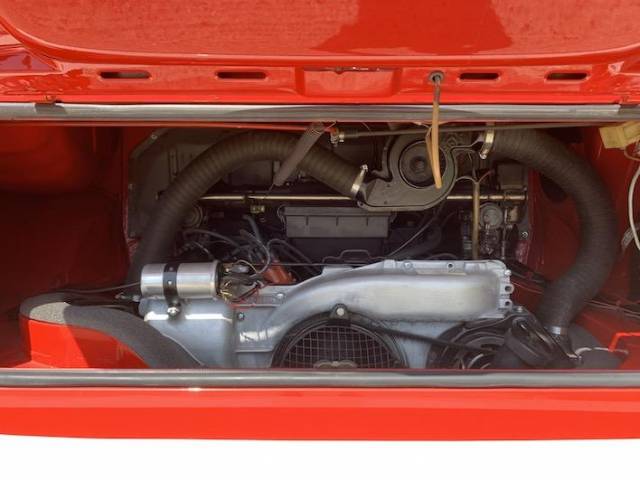 Volkswagen T2b minibus