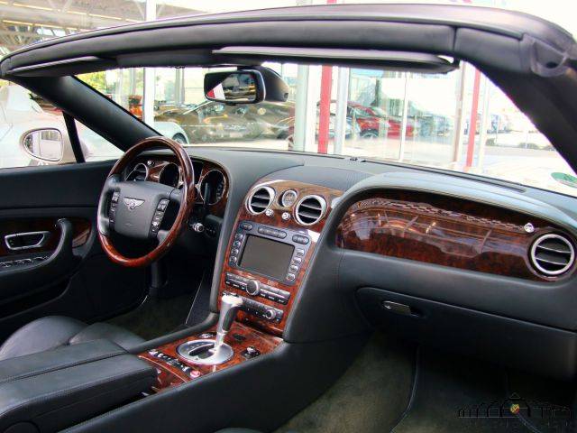 Bentley Continental GTC