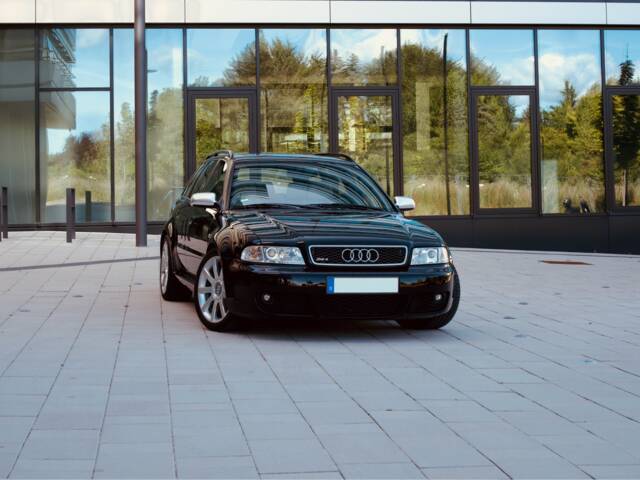 Afbeelding 1/13 van Audi RS4 Avant (2001)