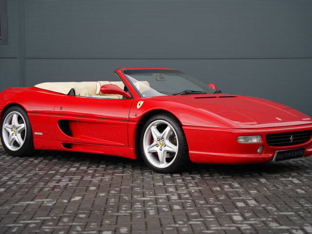 Bild 1/50 von Ferrari F 355 Spider (1999)