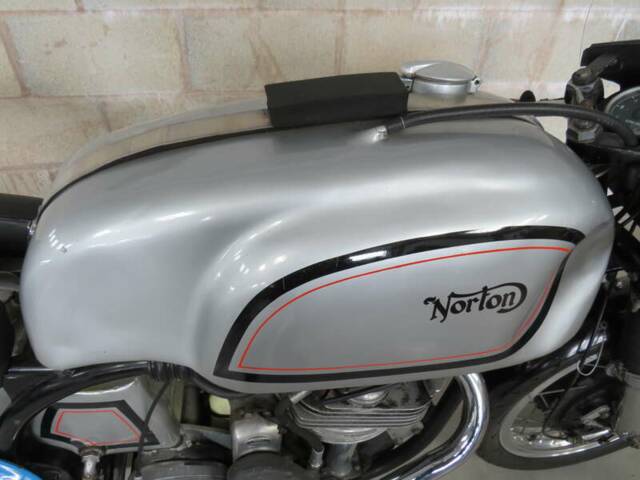 Norton Manx 40M