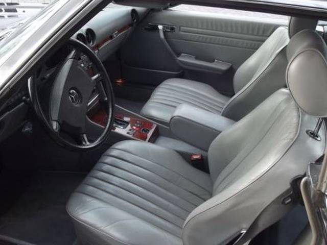 Mercedes-Benz 300 SL
