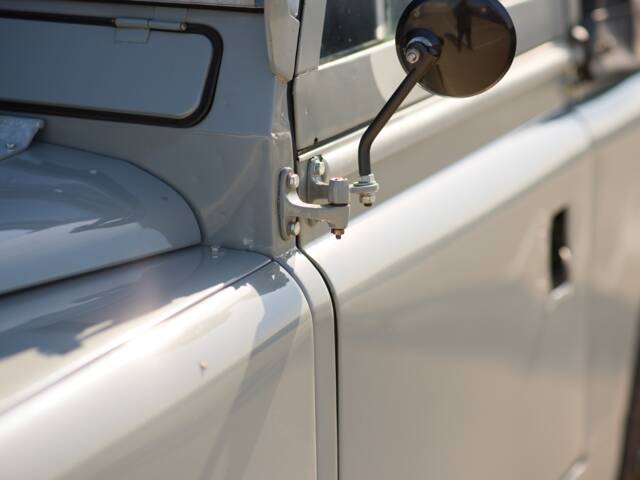 Land Rover 88