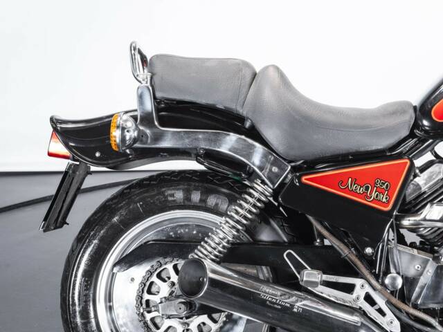 Moto Morini New York 350