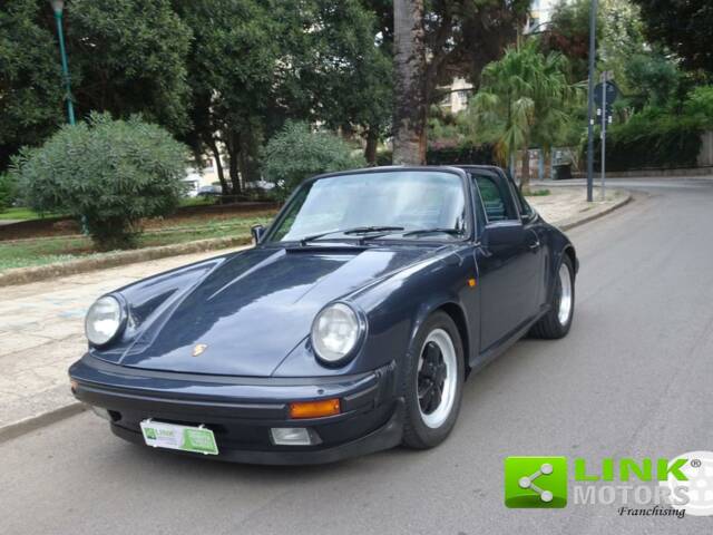 Bild 1/10 von Porsche 911 Carrera 3.2 (1987)