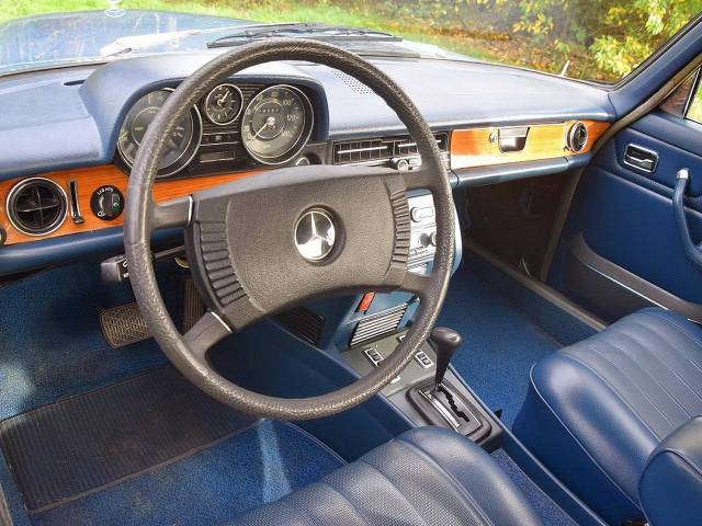 Mercedes-Benz 280