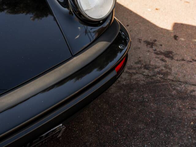 Porsche 911 Carrera 3.2 "#250.000 911"