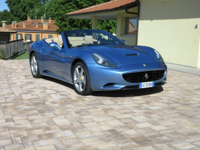 Ferrari California