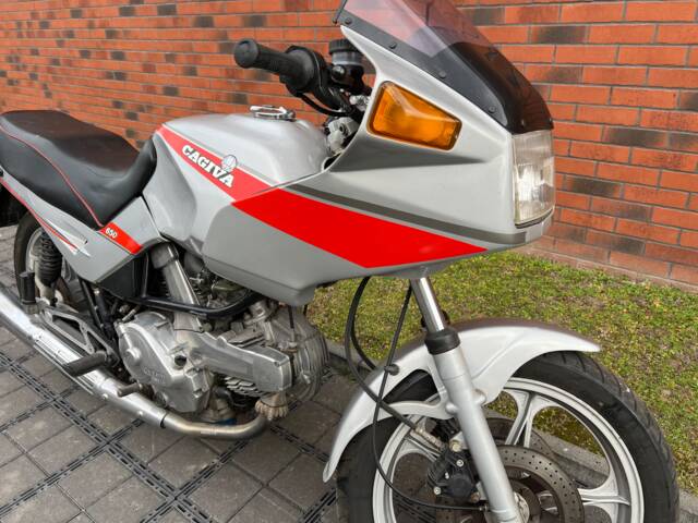 Cagiva Alazzurra 650