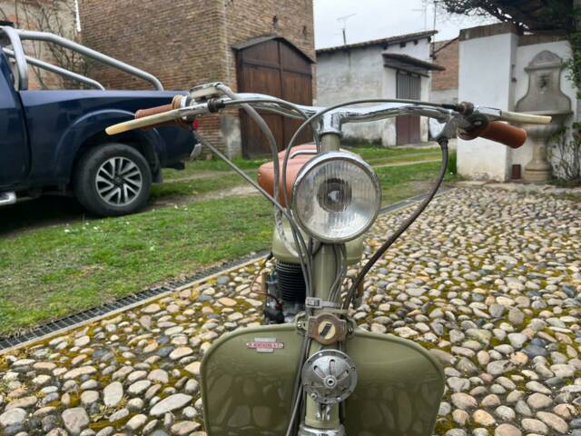 Innocenti Lambretta E 125