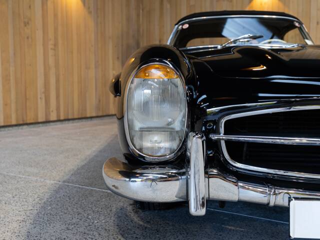 Mercedes-Benz 300 SL Roadster
