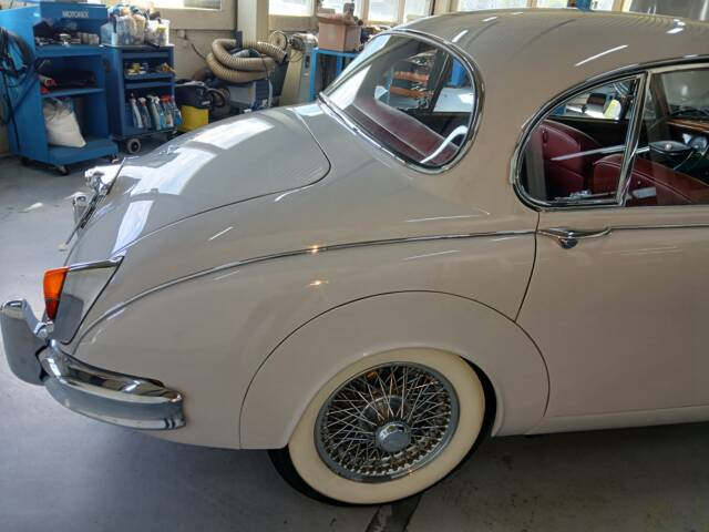 Jaguar Mk II 3.4