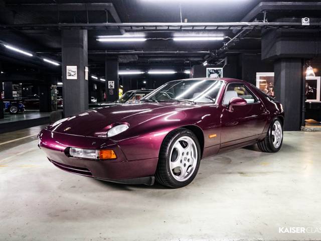 Porsche 928 GTS