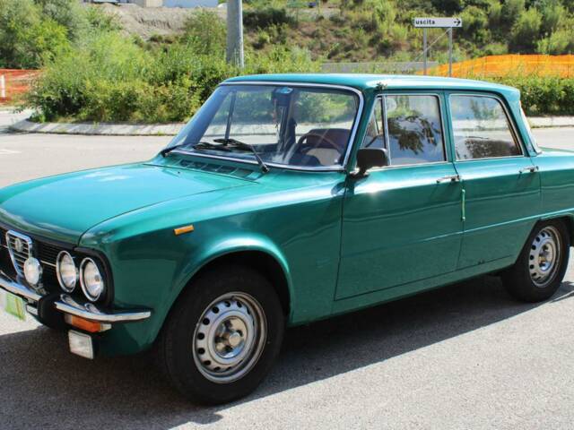 Bild 1/4 von Alfa Romeo Giulia Nuova Super 1300 (1977)