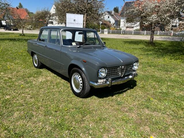 Alfa Romeo Giulia 1300 TI