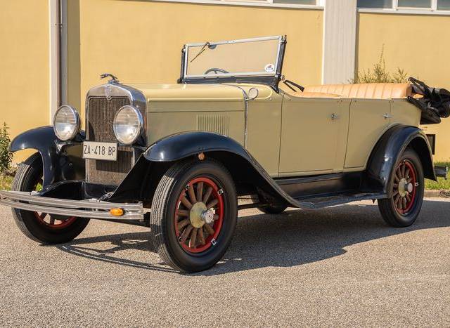 Image 1/9 of Chevrolet International (1930)