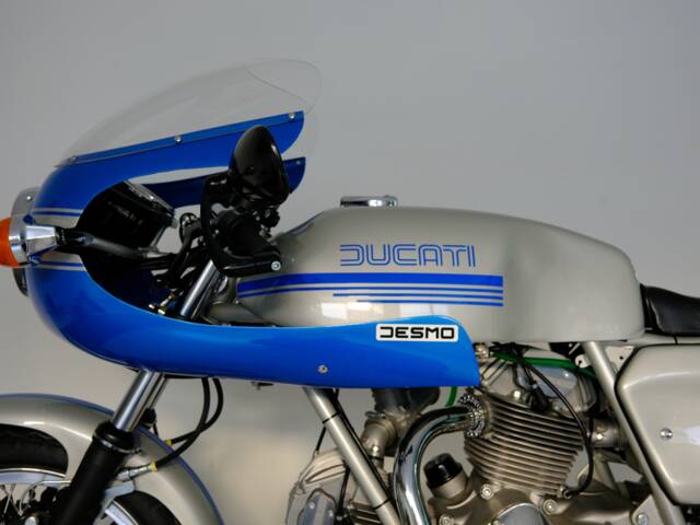 Ducati 900 SS