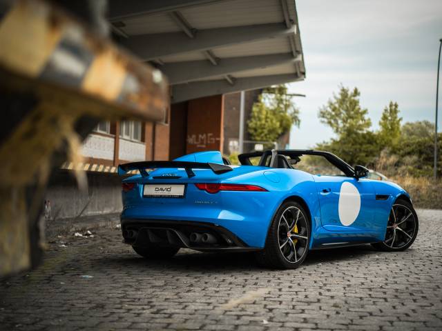 Jaguar F-Type Project 7