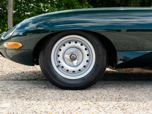 Jaguar E-Type 3.8