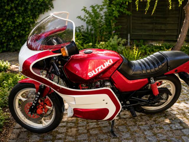 Suzuki GS 550 M Katana