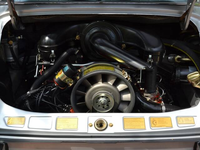 Porsche 911 2.2 S